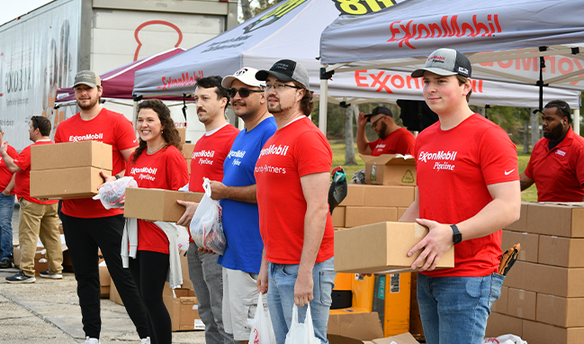 ExxonMobil-Pipeline-Company-partners-with-Greater-Baton-Rouge-Food-Bank-for-holiday-meal-distribution-events
