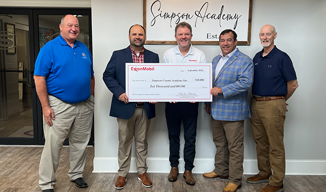 EMPCo-presents-Good-Neighbor-Grant-to-Simpson-County-Academy